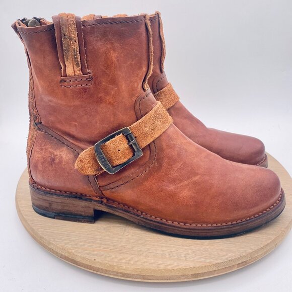 Frye Boots Womens 7.5 Tan Leather Back Zip Vicky Ankle Engineer Moto Biker - Picture 8 of 13